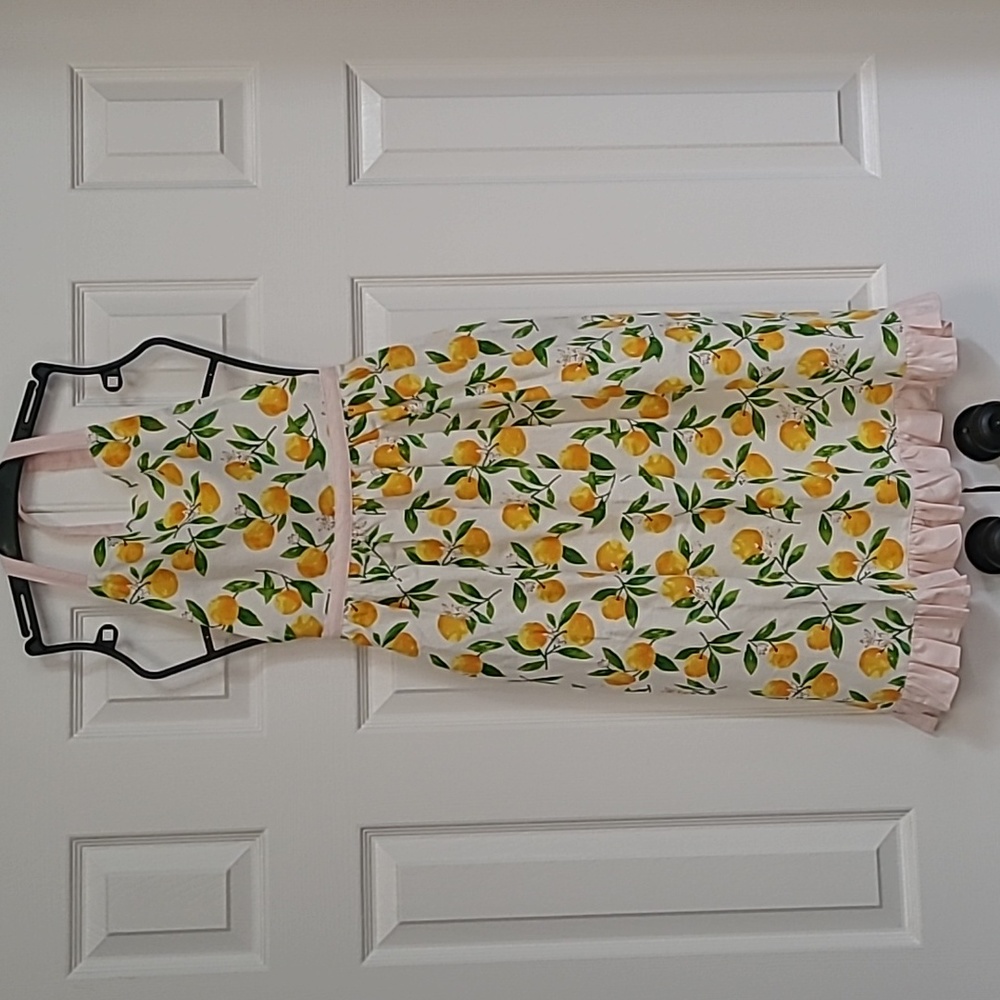 Sur La Table Citrus-Print Apron